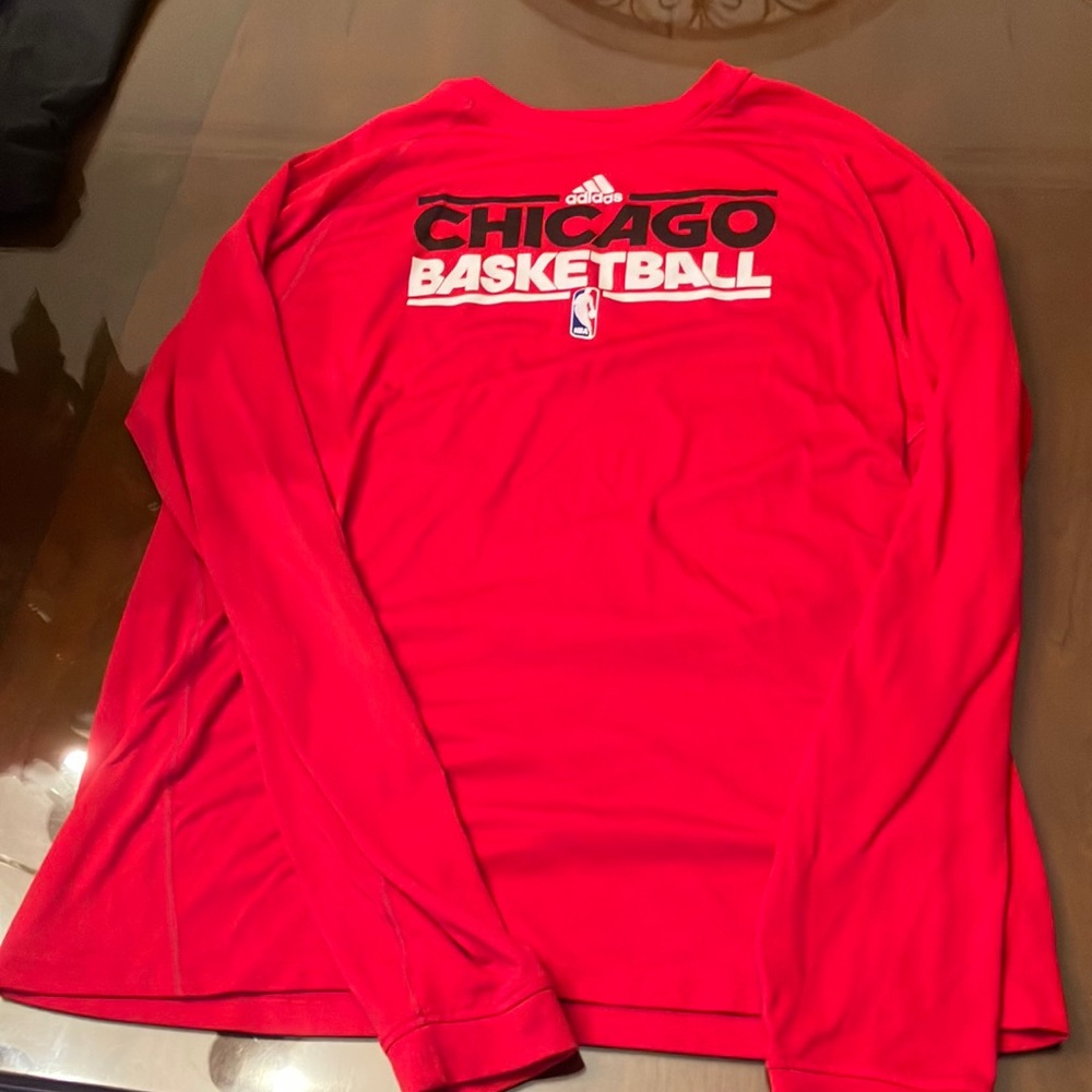 Chicago Bulls long sleeve shirt